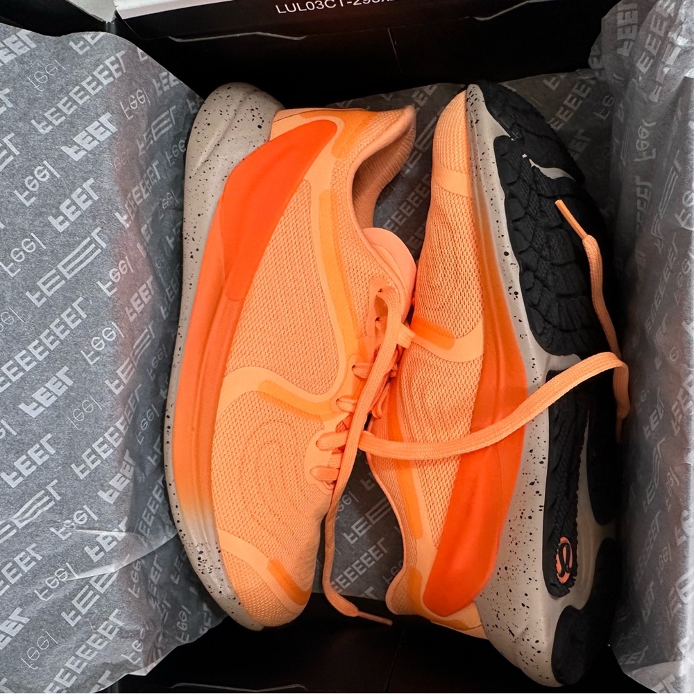 Lululemon Blissfeel Run 2 Sneakers